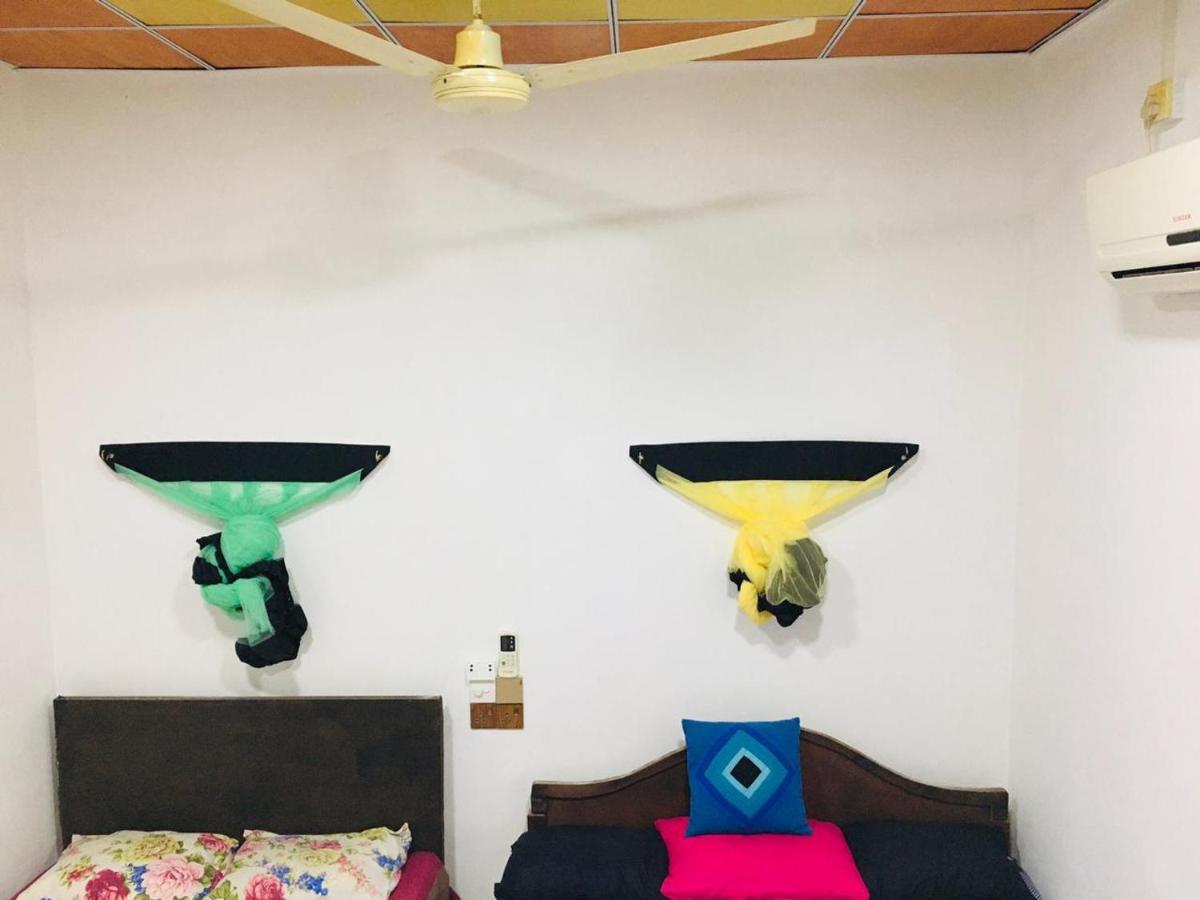 Hotel Bathiya Tourist Guest Anurâdhapura Extérieur photo